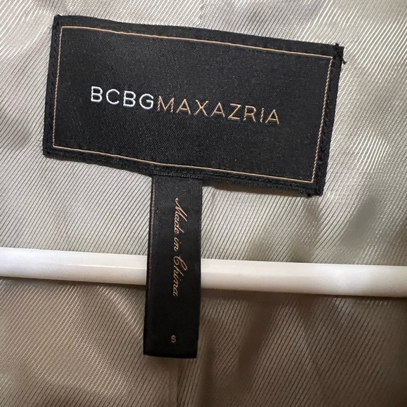 BCBG Max Azria Oatmeal Peplum Cropped Classy Professional Blazer Sz Small - Picture 3 of 15